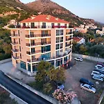 Borshi Hotel