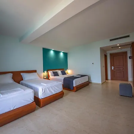 Borshi Hotel 3*