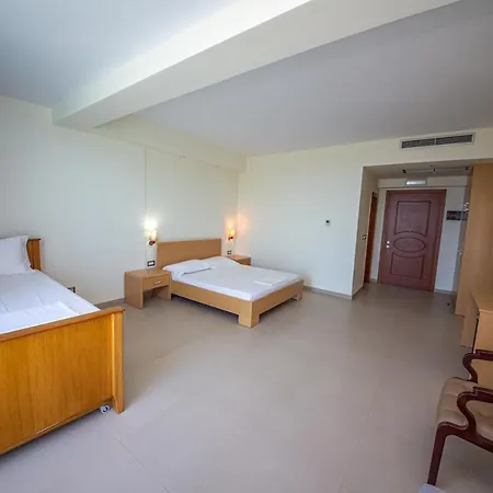 Hotel Borshi Borsh