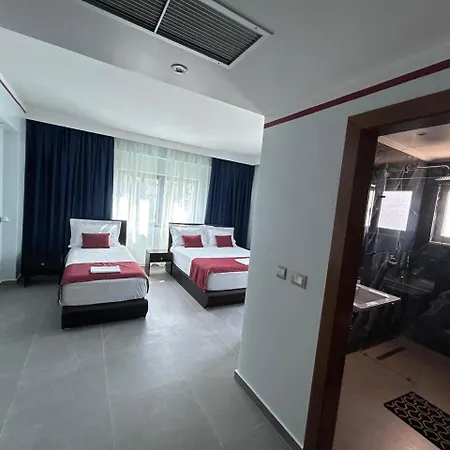 Hotel Borshi 3*