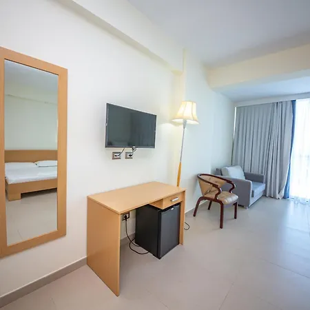 Hotel Borshi Borsh