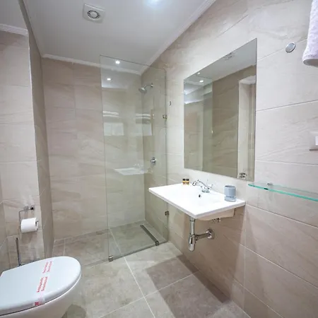 Borshi Hotel Borsh