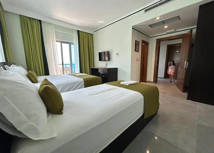 Hotel Borshi Borsh