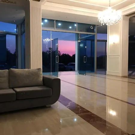 Borshi Hotel 3*