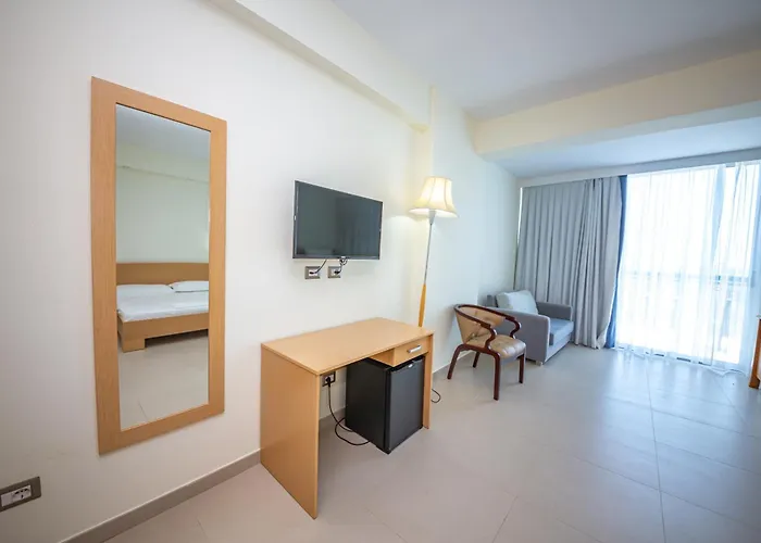 Hotel Borshi Borsh